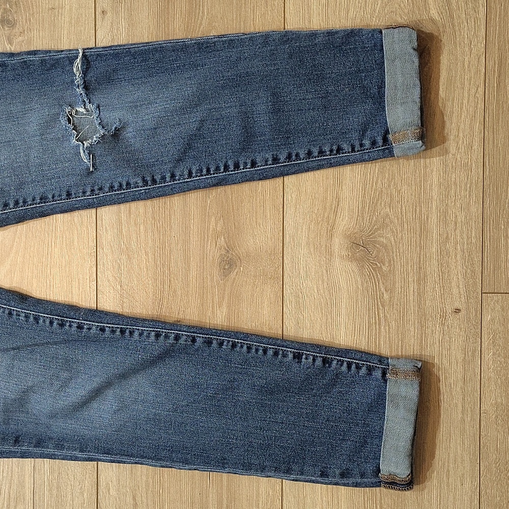 GAP Women's Premium Distressed Blue Skinny Jeans,  Ladies Size 2/26,  Distressed - Picture 8 of 9